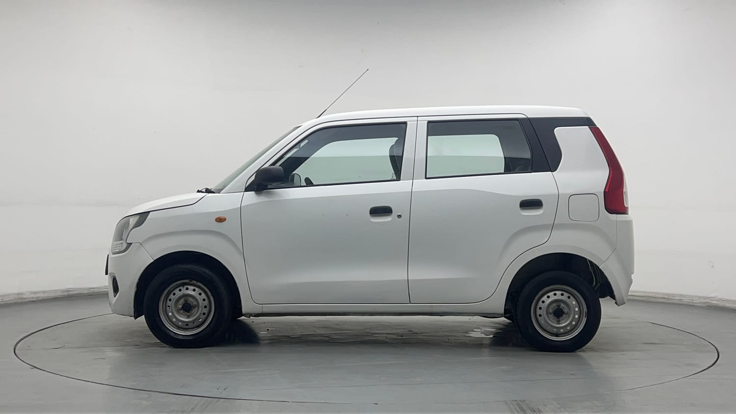 Used 2019 Maruti Suzuki Wagon R LXi 1.0 CNG Cng Manual exterior LEFT SIDE VIEW