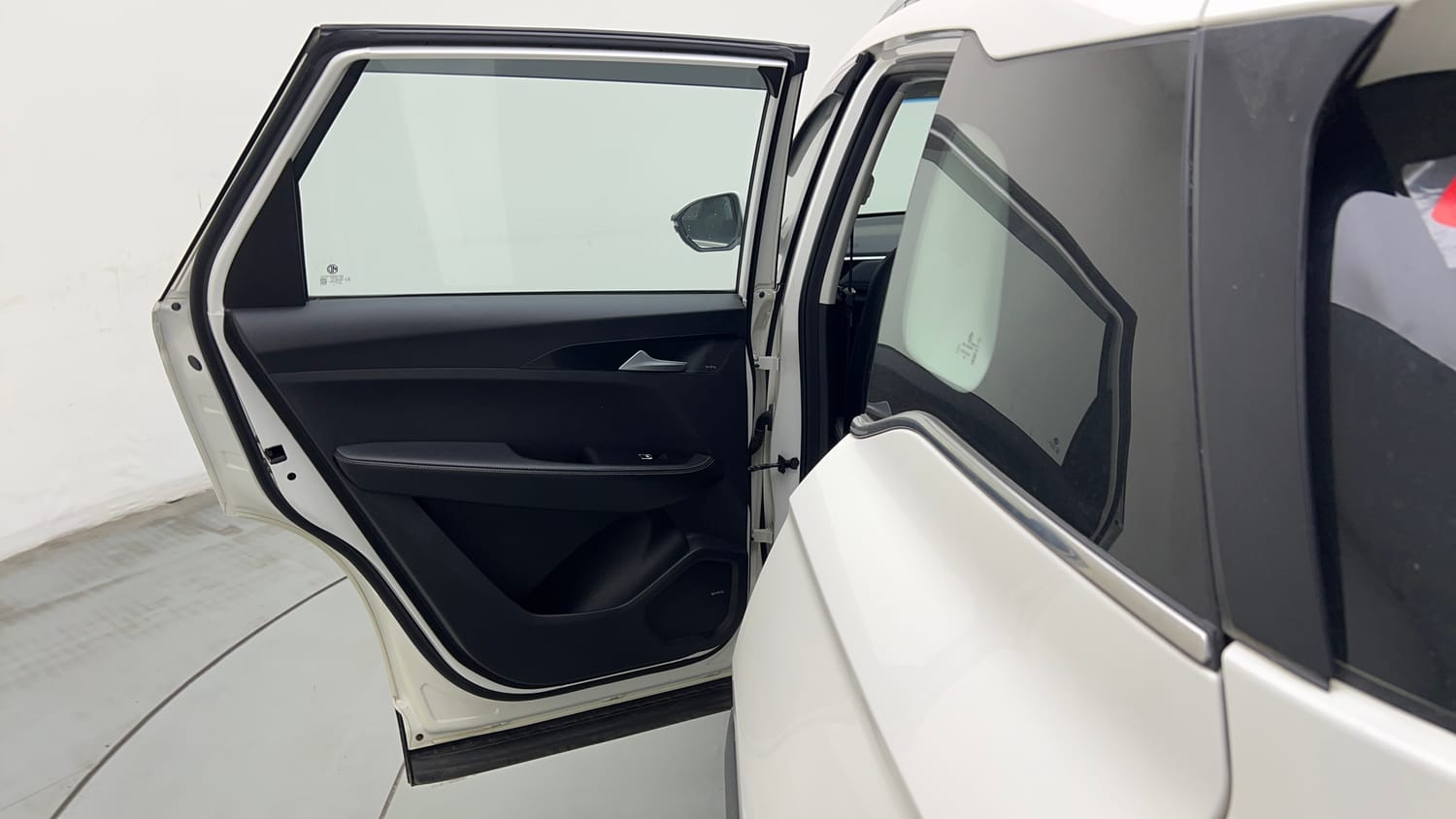 Used 2022 MG Motors Hector Sharp 1.5 Petrol CVT Petrol Automatic interior LEFT REAR DOOR OPEN VIEW