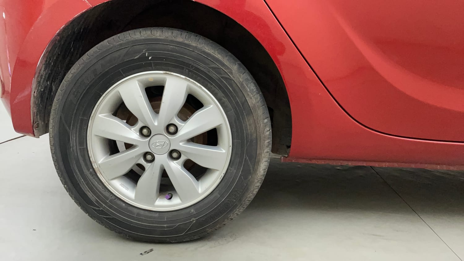Used 2014 Hyundai i20 Asta 1.2 Petrol Manual tyres RIGHT REAR TYRE RIM VIEW