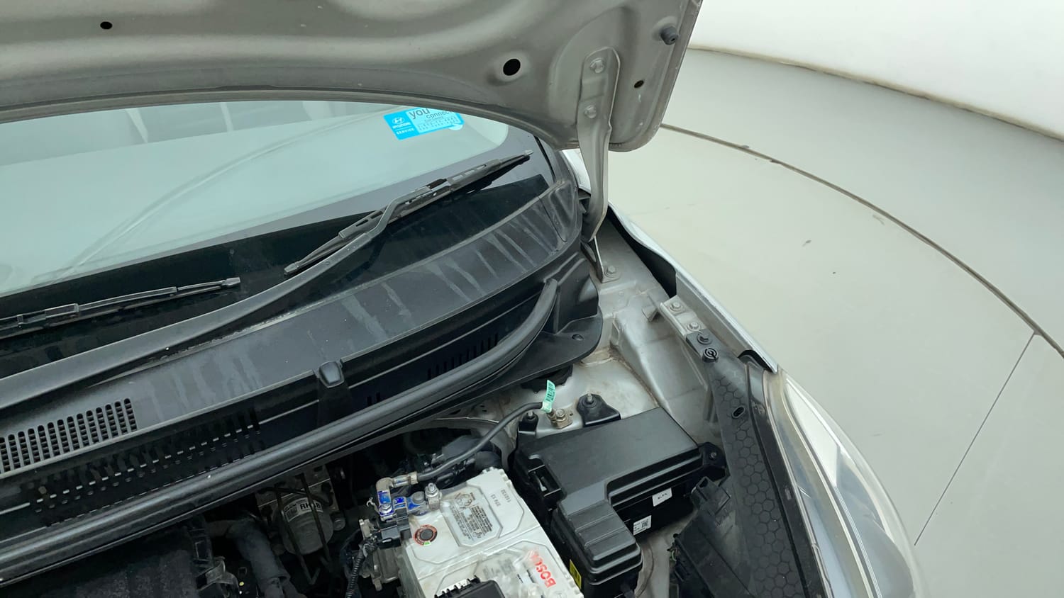 Used 2020 Hyundai Grand i10 Nios Sportz AMT 1.2 Kappa VTVT Petrol Automatic engine ENGINE LEFT SIDE HINGE & APRON VIEW
