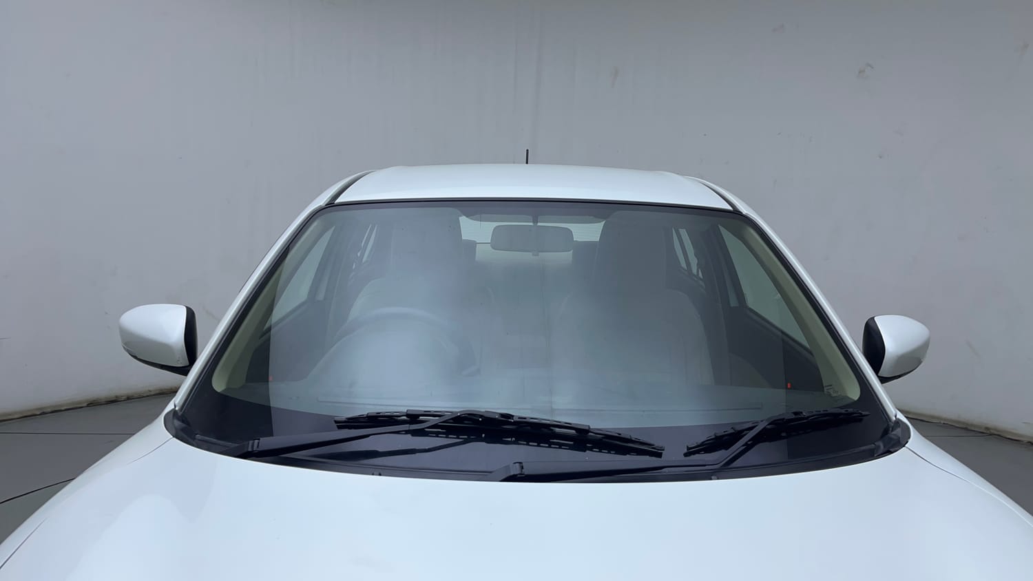 Used 2018 Maruti Suzuki Dzire ZXi Plus AMT Petrol Automatic exterior FRONT WINDSHIELD VIEW