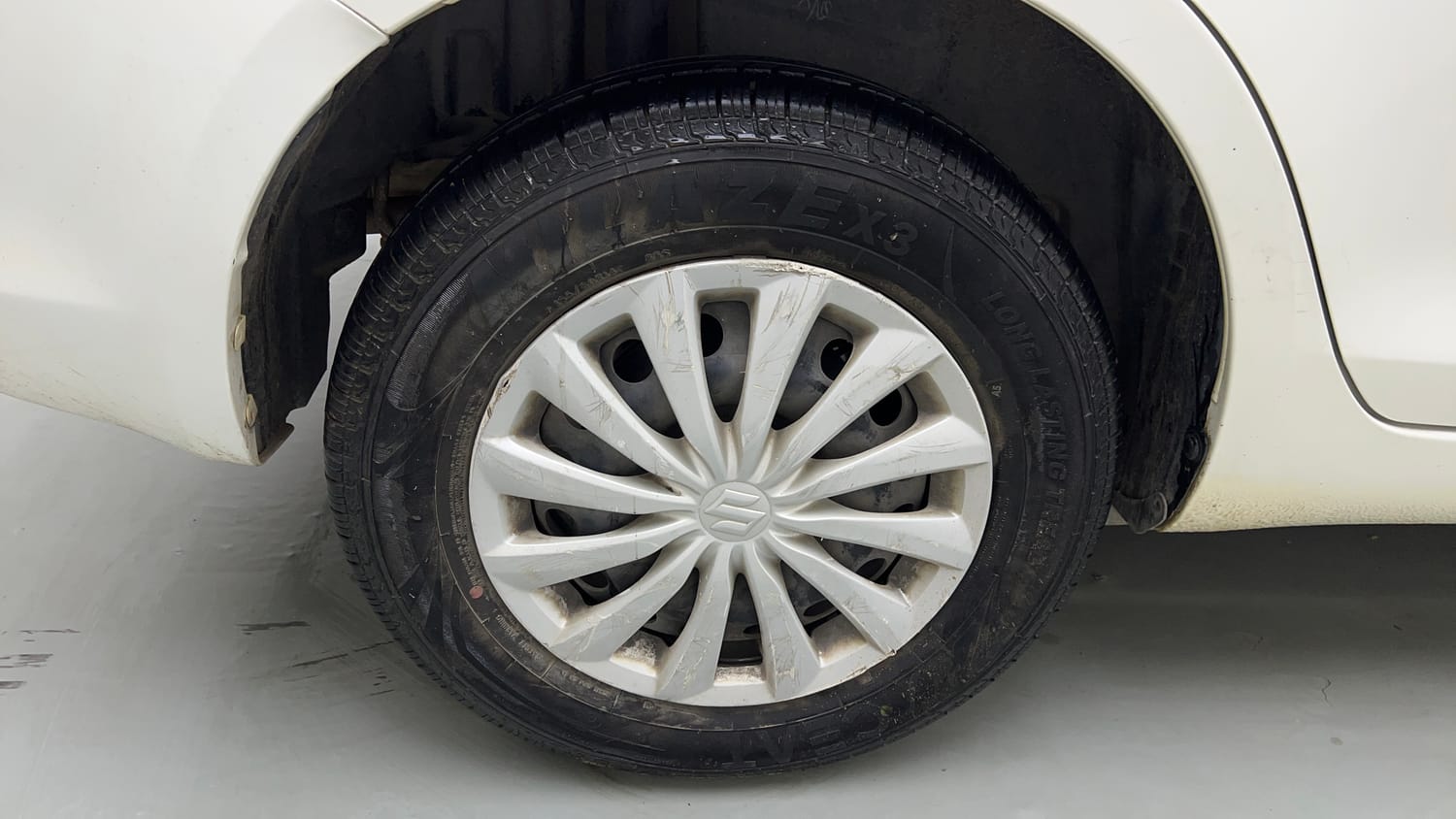 Used 2017 Maruti Suzuki Swift Dzire VXI Petrol Manual tyres RIGHT REAR TYRE RIM VIEW