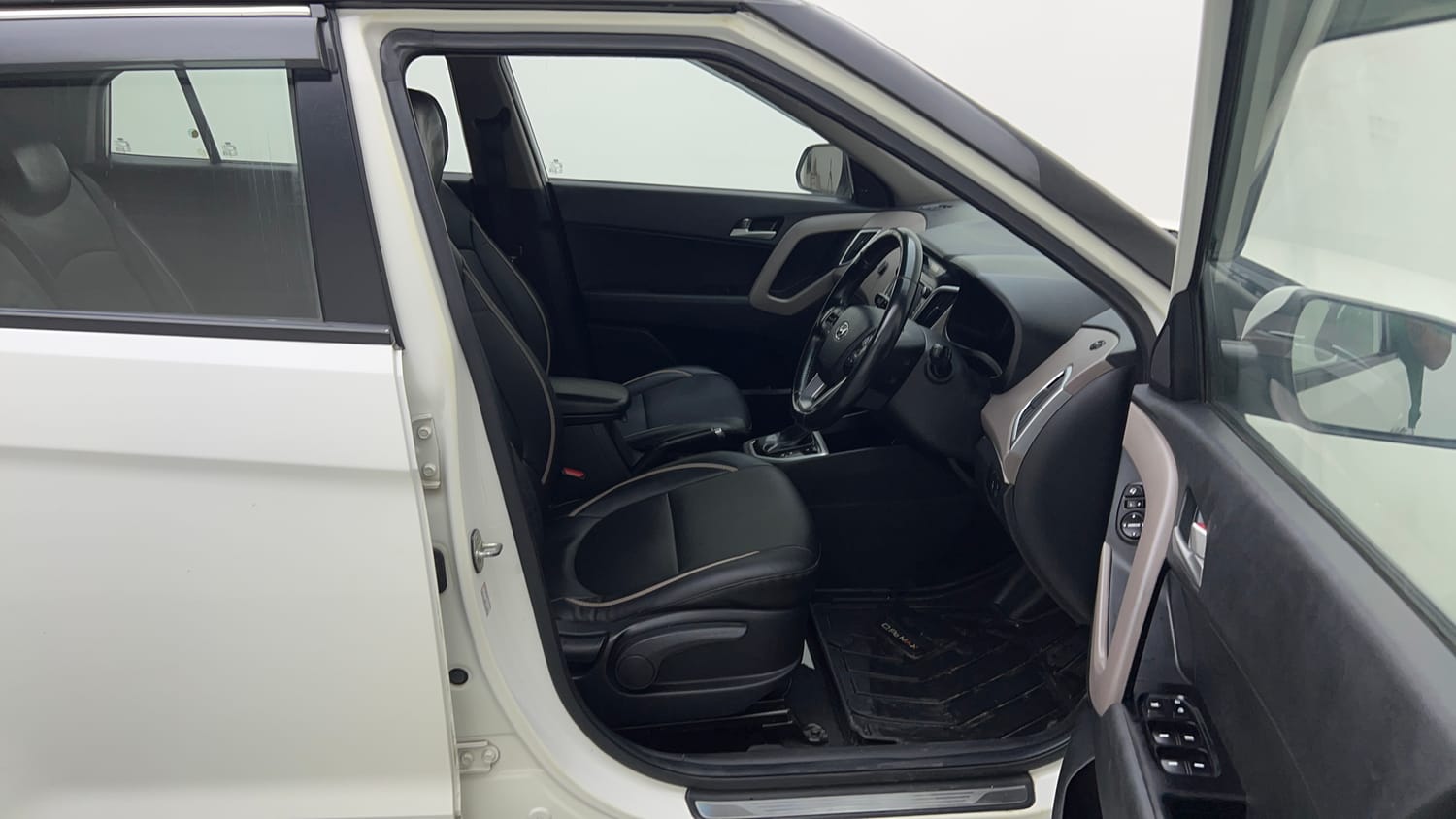 Used 2018 Hyundai Creta SX 1.6 AT Petrol Petrol Automatic interior RIGHT SIDE FRONT DOOR CABIN VIEW