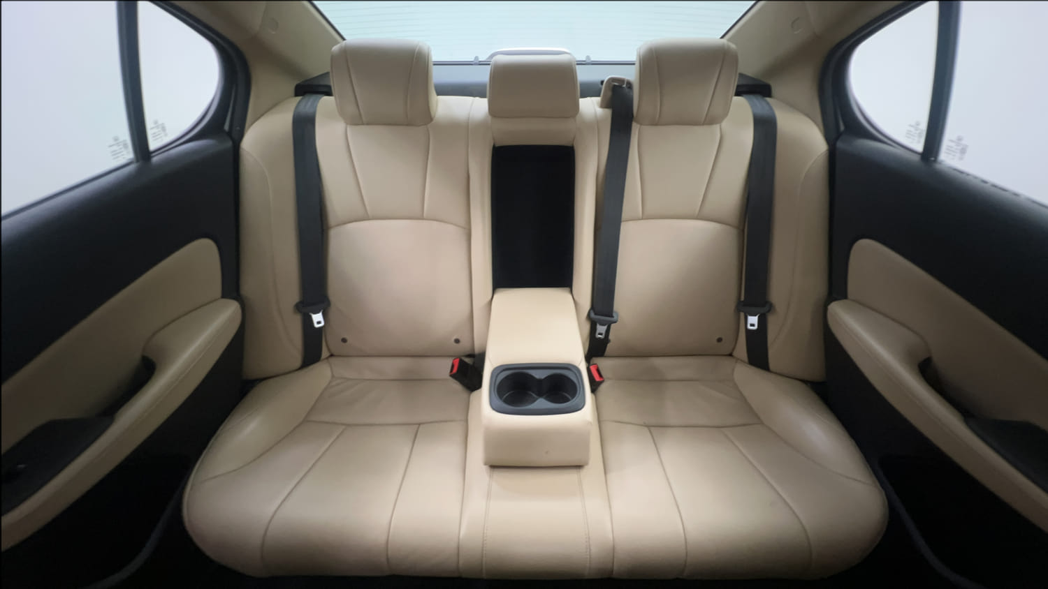 Used 2023 Honda City ZX CVT Petrol Petrol Automatic interior REAR SEAT CONDITION VIEW