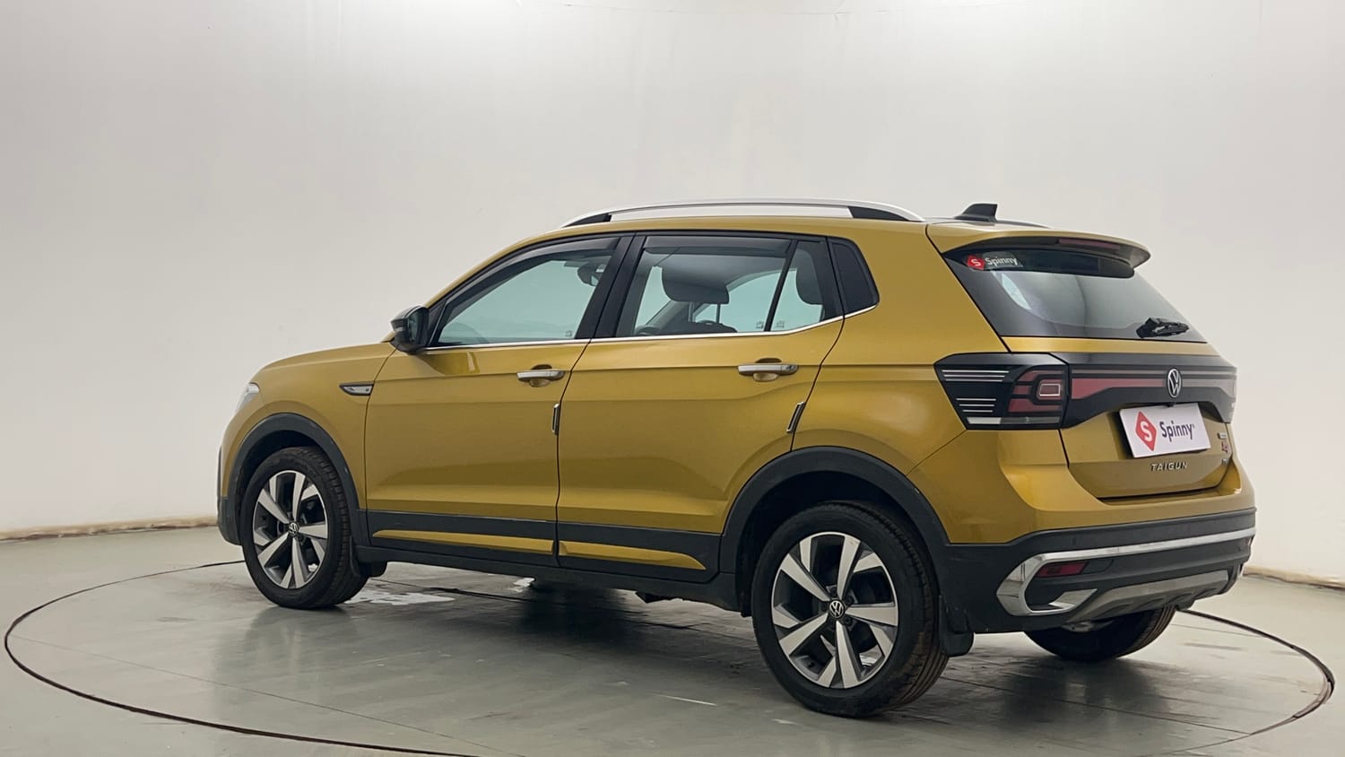 Used 2022 Volkswagen Taigun Topline 1.0 TSI MT Petrol Manual exterior LEFT REAR CORNER VIEW