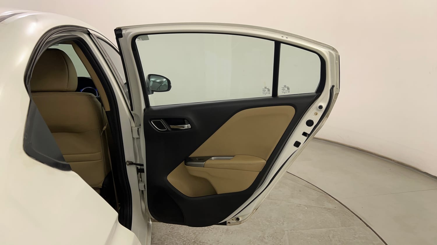Used 2018 Honda City VX Petrol Petrol Manual interior RIGHT REAR DOOR OPEN VIEW
