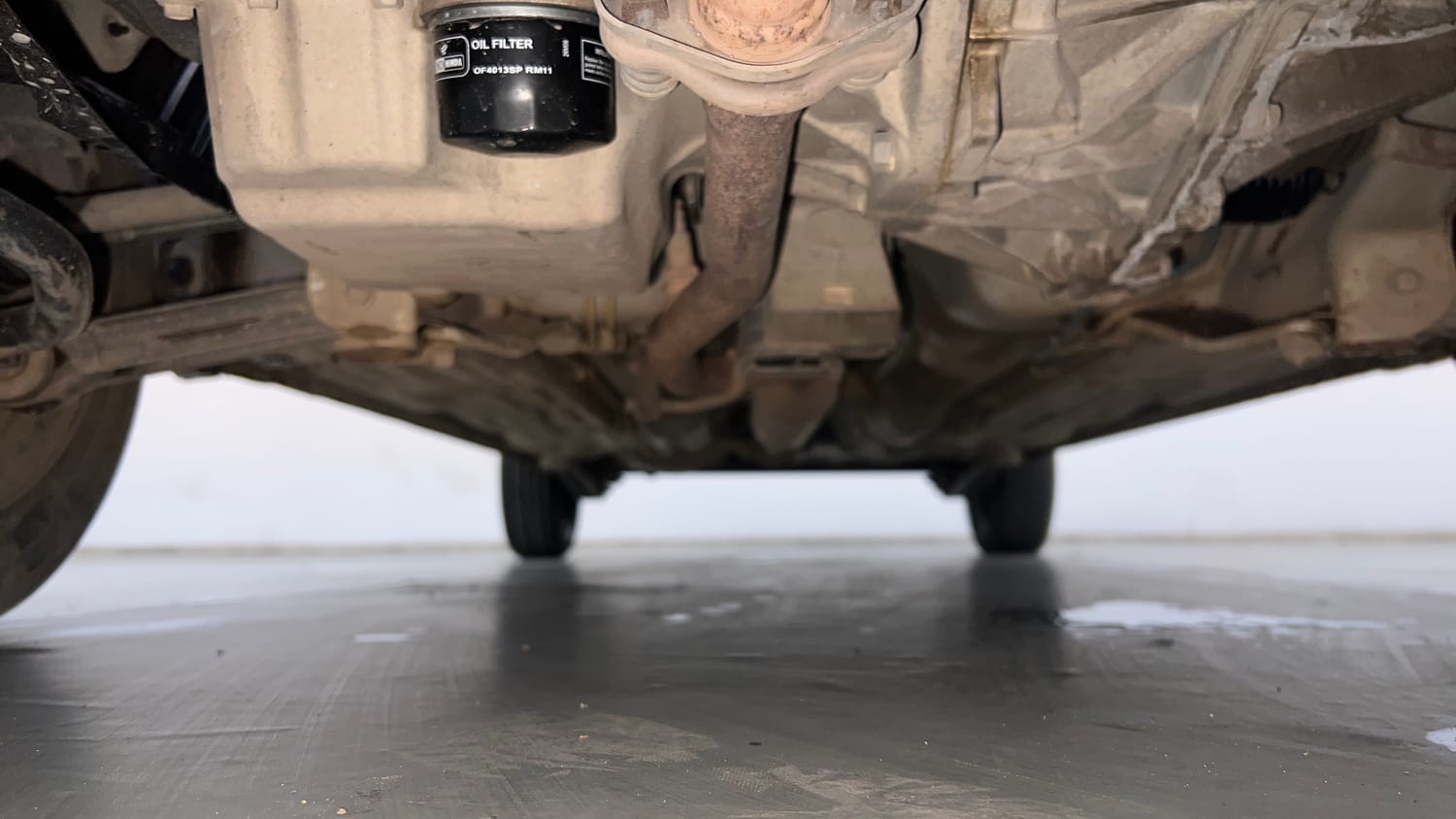 Used 2014 Maruti Suzuki Alto K10 VXi AMT Petrol Automatic extra FRONT LEFT UNDERBODY VIEW