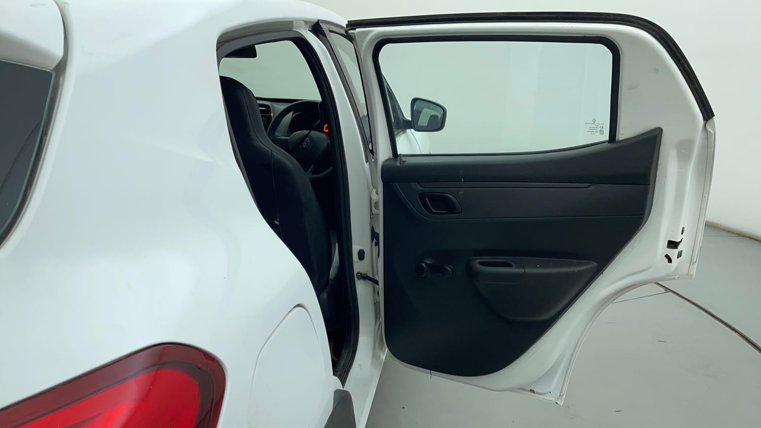 Used 2016 Renault Kwid RXT Petrol Manual interior RIGHT REAR DOOR OPEN VIEW