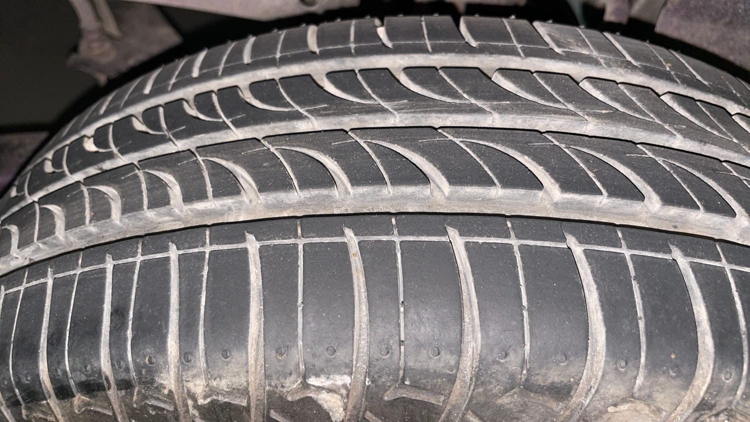 Used 2015 Tata Nano Twist XT Petrol Manual tyres LEFT REAR TYRE TREAD VIEW