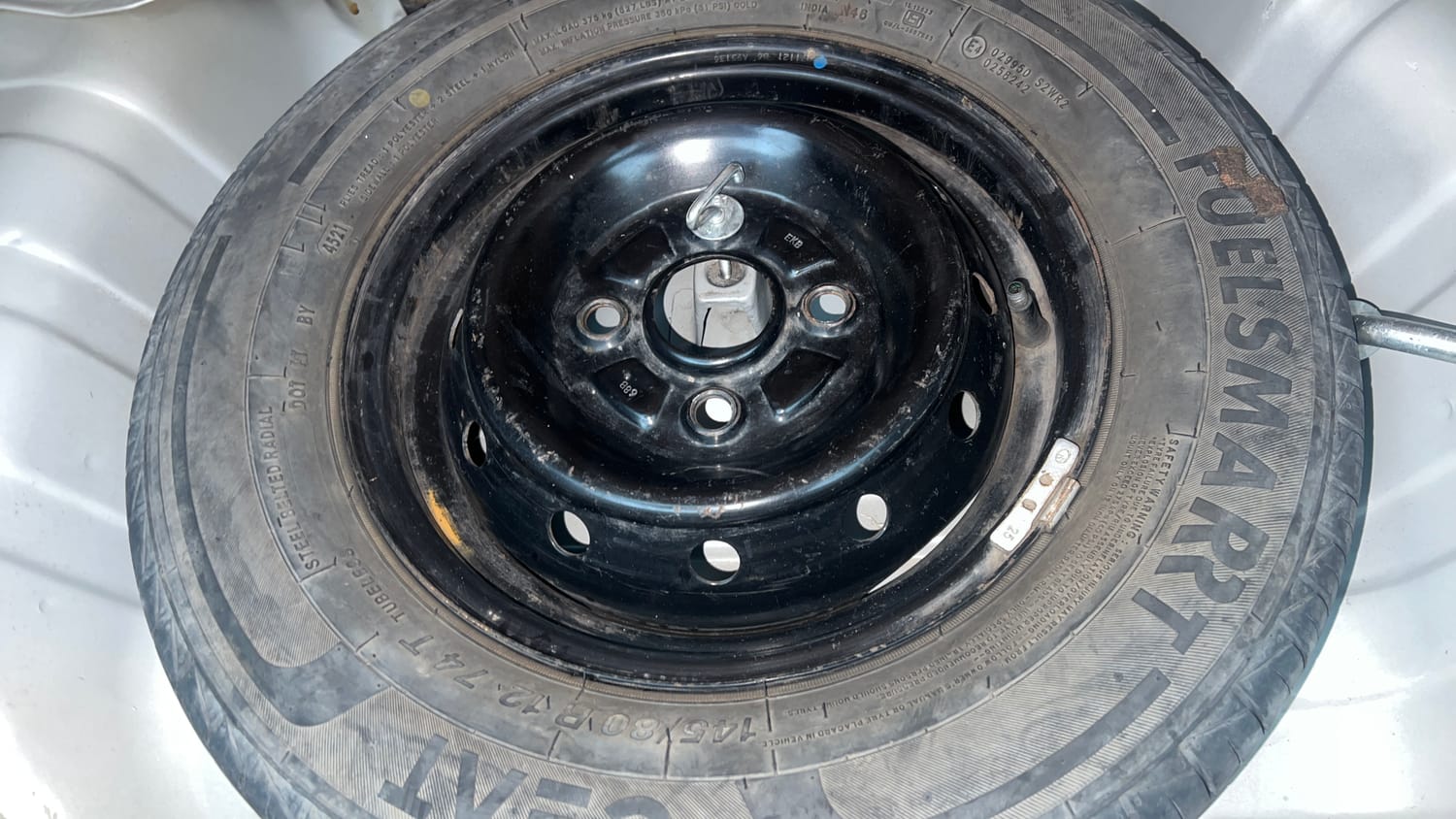 Used 2021 Maruti Suzuki Alto 800 VXi Petrol Manual tyres SPARE TYRE VIEW