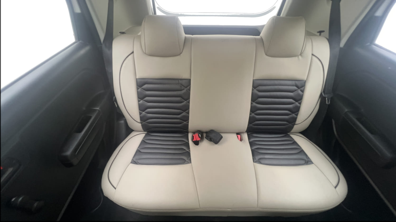Used 2019 Maruti Suzuki Wagon R LXi 1.0 CNG Cng Manual interior REAR SEAT CONDITION VIEW