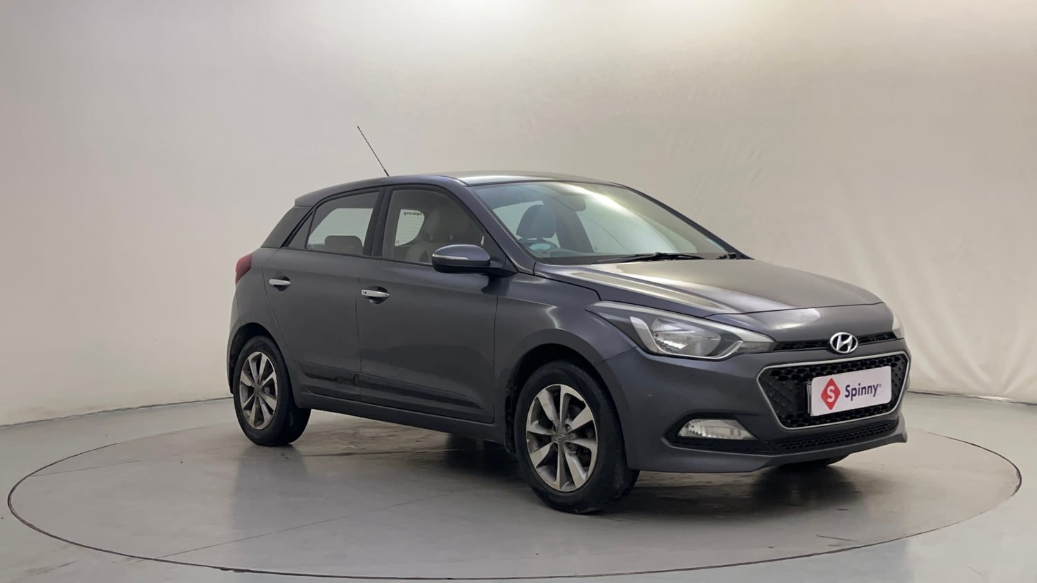 Used 2015 Hyundai Elite i20 Asta 1.2 Petrol Manual exterior RIGHT FRONT CORNER VIEW