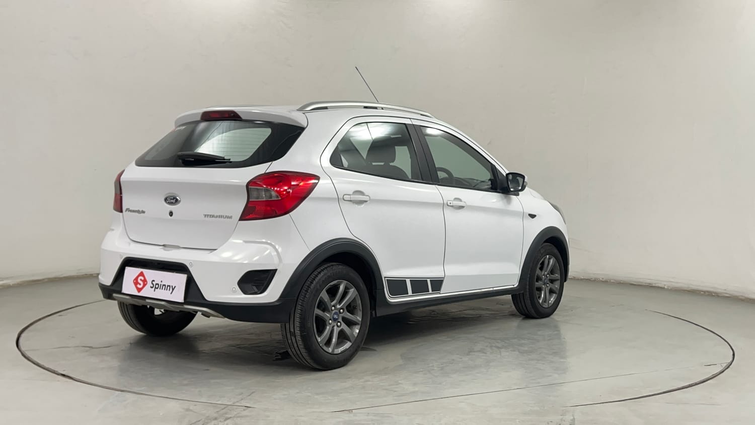 Used 2020 Ford Freestyle Titanium Plus 1.2 Ti-VCT Petrol Manual exterior RIGHT REAR CORNER VIEW