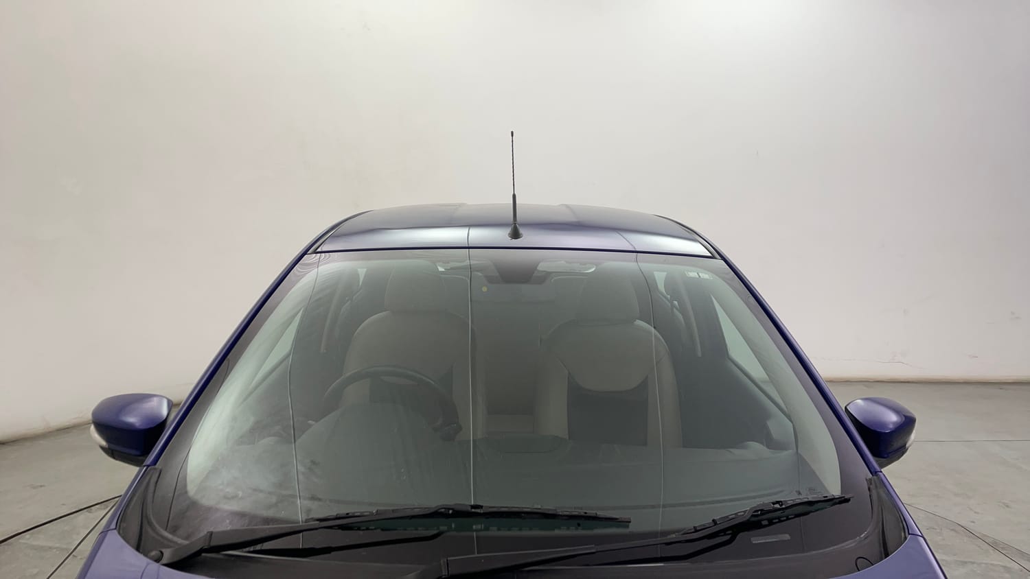Used 2016 Ford Figo Titanium 1.2 Ti-VCT Petrol Manual exterior FRONT WINDSHIELD VIEW