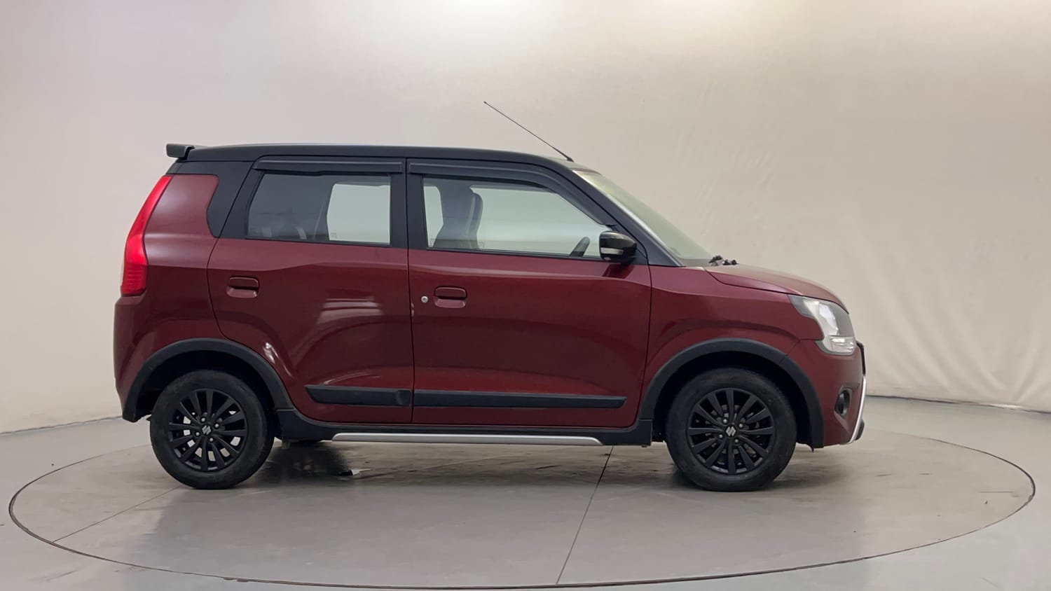 Used 2023 Maruti Suzuki Wagon R ZXI Plus 1.2 Dual Tone Petrol Manual exterior RIGHT SIDE VIEW