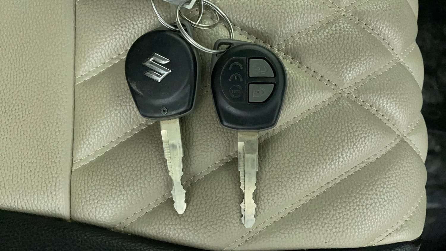 Used 2022 Maruti Suzuki Wagon R ZXI 1.2 Petrol Manual extra CAR KEY VIEW