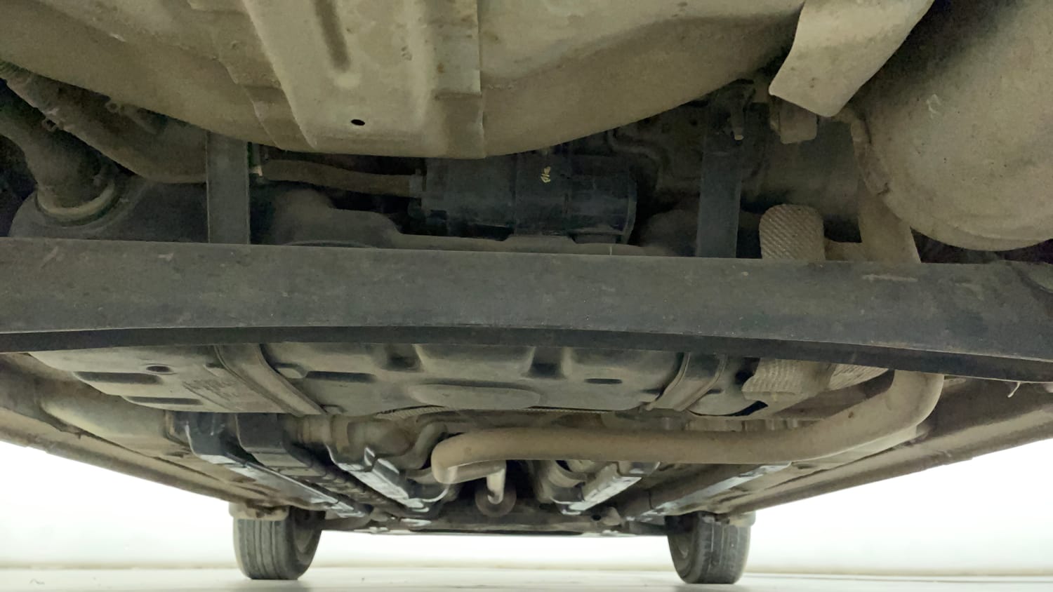 Used 2020 Hyundai Elite i20 Sportz Plus 1.2 Petrol Manual extra REAR UNDERBODY VIEW (TAKEN FROM REAR)