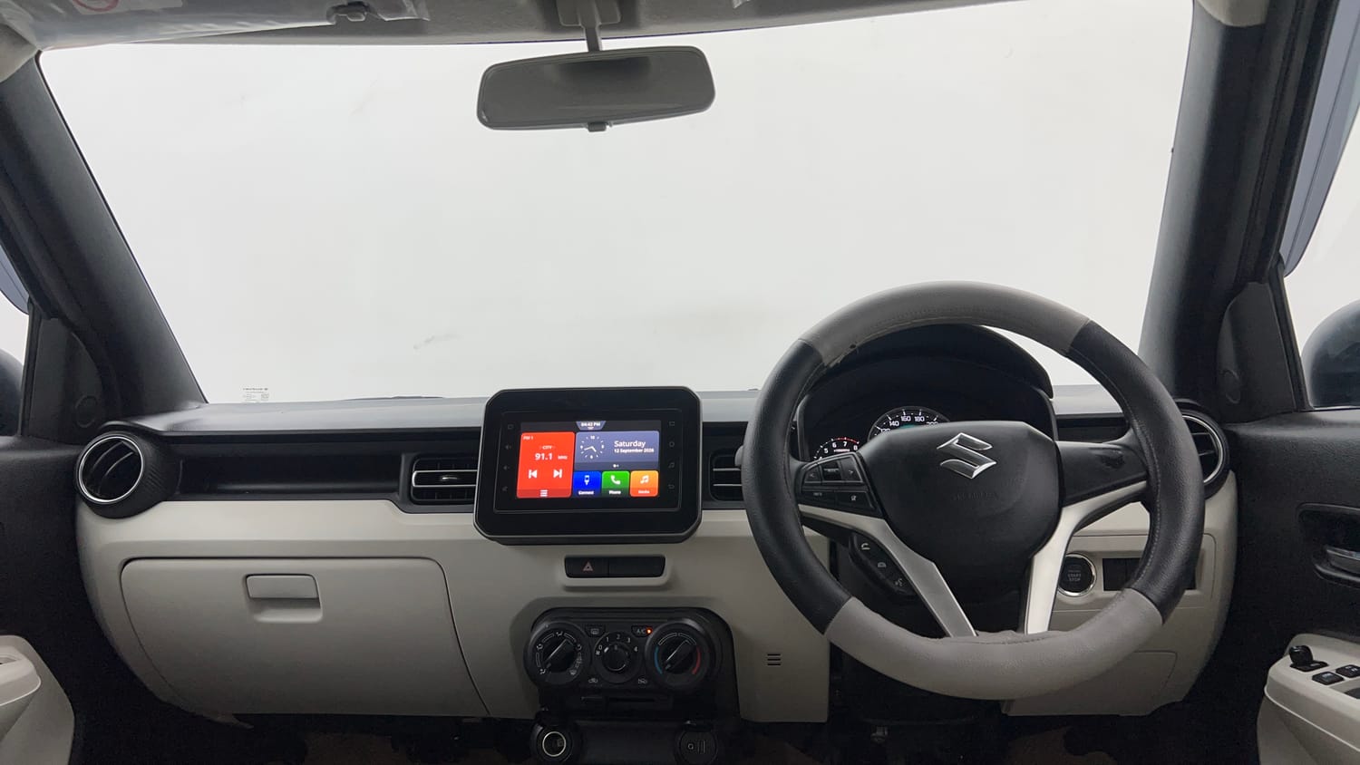 Used 2023 Maruti Suzuki Ignis Zeta 1.2 MT Petrol Manual interior DASHBOARD VIEW