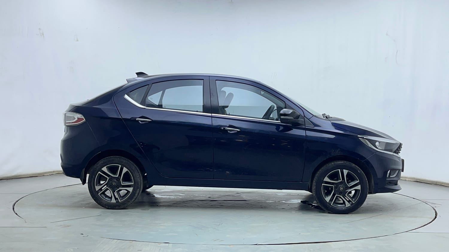 Used 2021 Tata Tigor XZA Plus Petrol Automatic exterior RIGHT SIDE VIEW