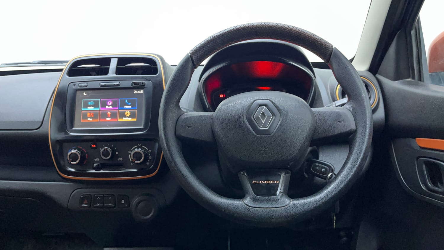 Used 2018 Renault Kwid CLIMBER 1.0 Petrol Manual interior STEERING VIEW