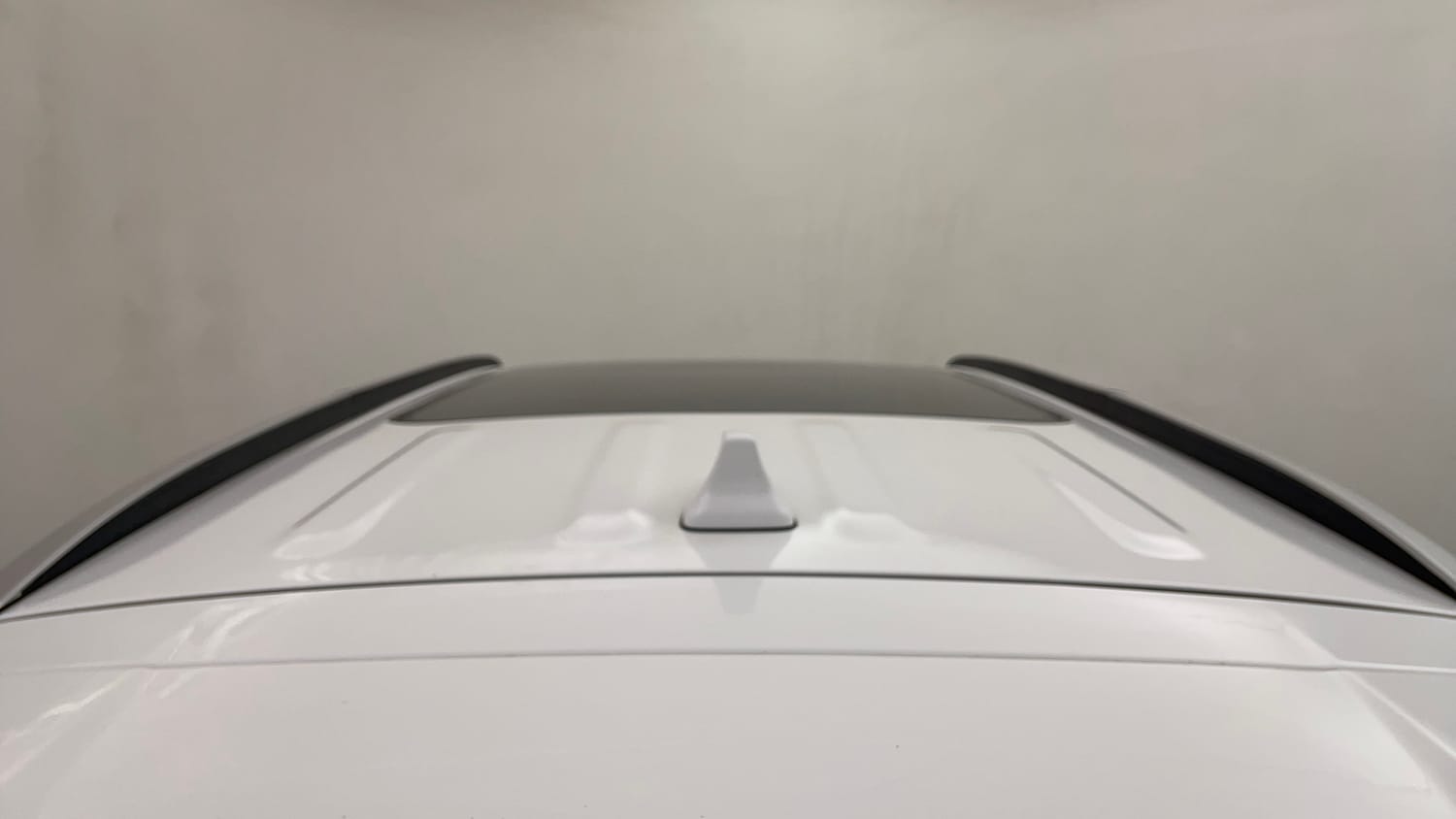 Used 2021 Hyundai Alcazar Platinum (O) 6 STR 2.0 Petrol AT Petrol Automatic exterior EXTERIOR ROOF VIEW
