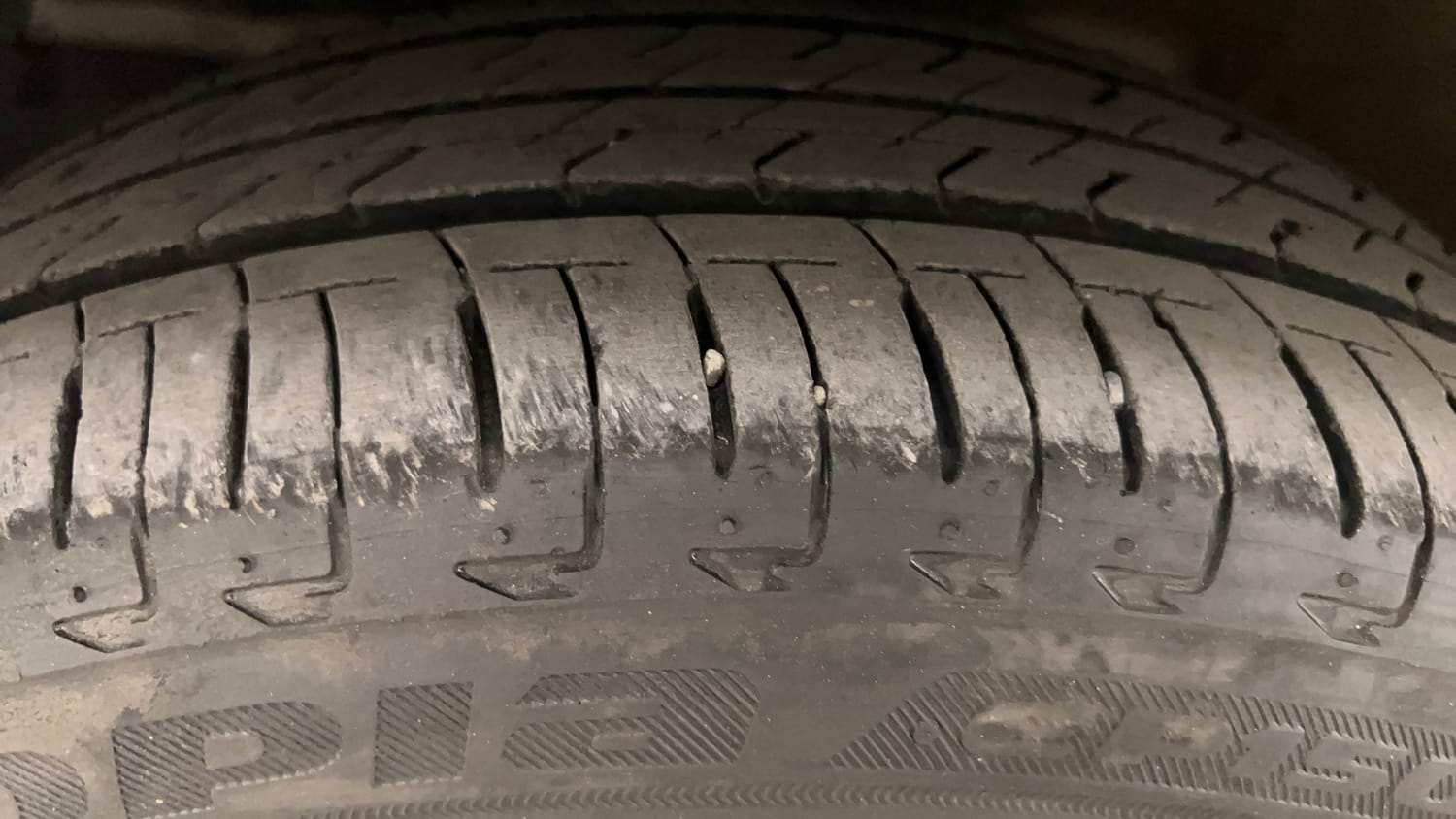 Used 2023 Honda City ZX CVT Petrol Petrol Automatic tyres LEFT FRONT TYRE TREAD VIEW