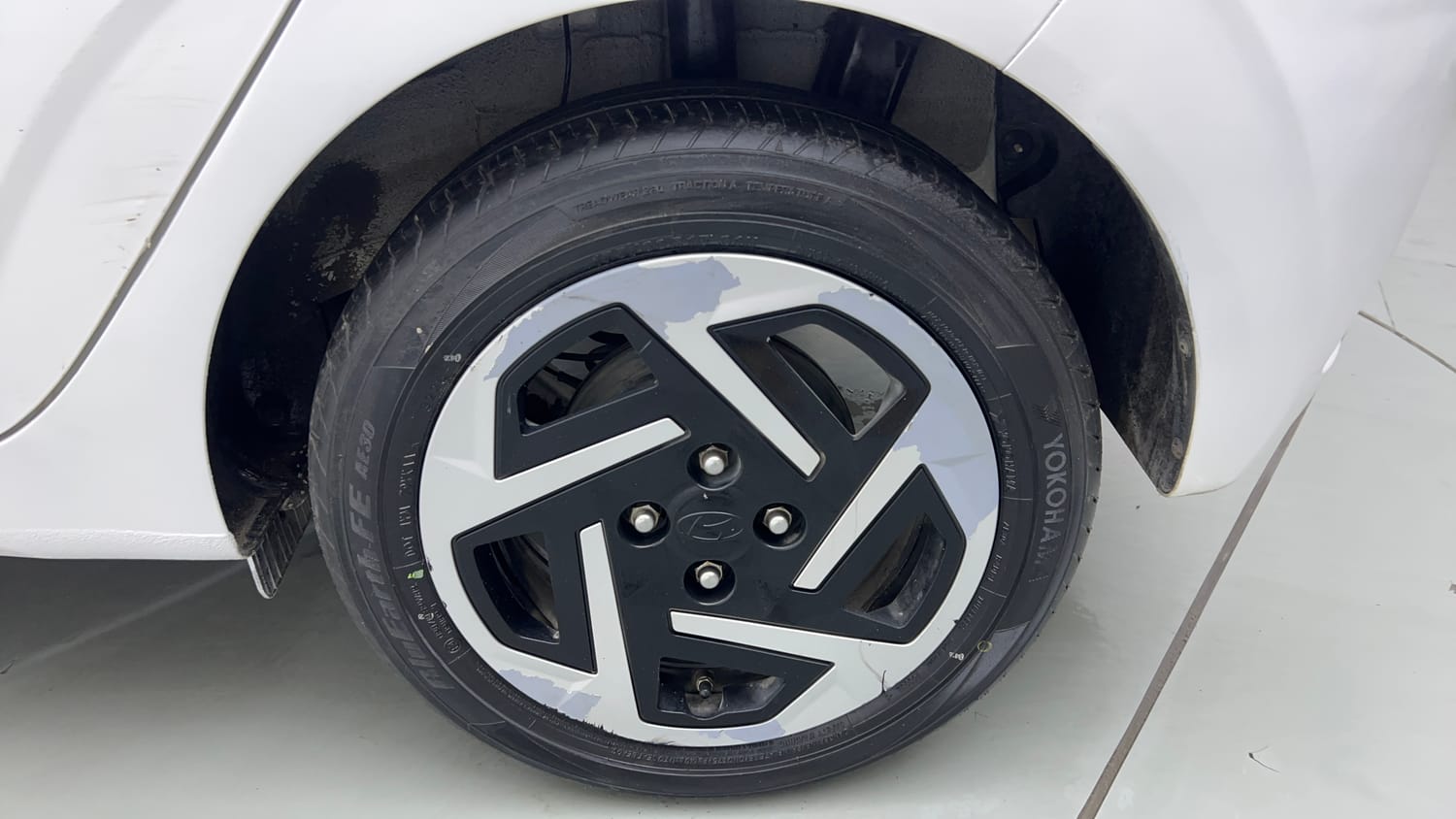 Used 2023 Hyundai Grand i10 Nios Sportz 1.2 Kappa CNG Cng Manual tyres LEFT REAR TYRE RIM VIEW