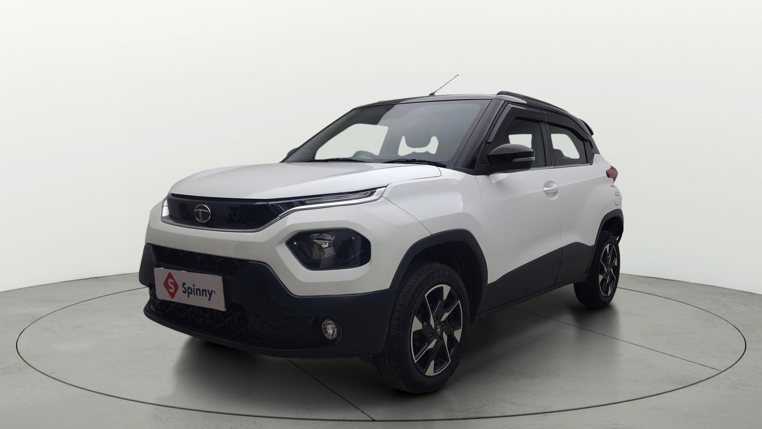 Used 2022 Tata Punch Creative Dual Tone Petrol Manual exterior LEFT FRONT CORNER VIEW