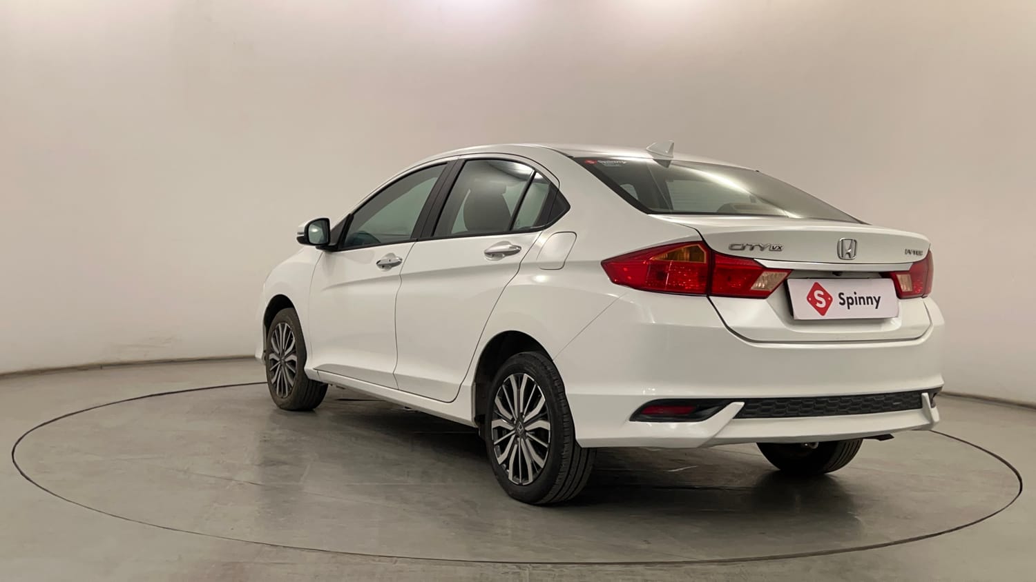 Used 2018 Honda City VX Petrol Petrol Manual exterior LEFT REAR CORNER VIEW