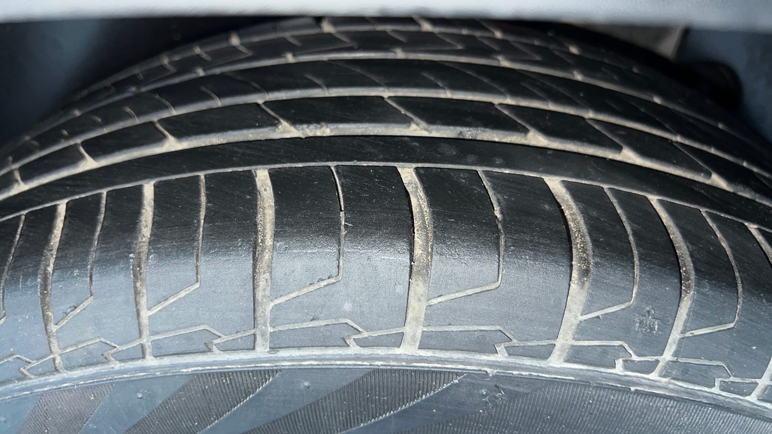 Used 2021 kia Seltos HTX 1.5 IVT Petrol Automatic tyres LEFT REAR TYRE TREAD VIEW