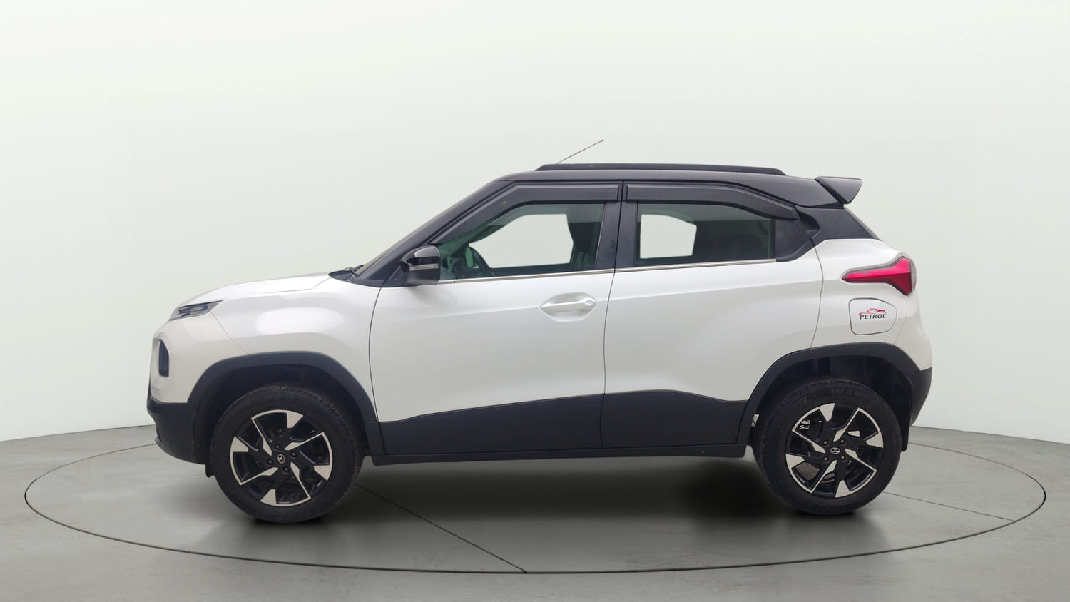 Used 2022 Tata Punch Creative Dual Tone Petrol Manual exterior LEFT SIDE VIEW