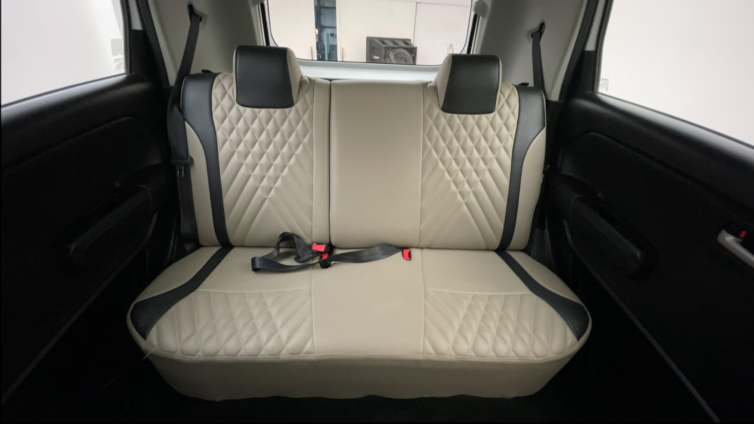 Used 2022 Maruti Suzuki Wagon R ZXI 1.2 Petrol Manual interior REAR SEAT CONDITION VIEW