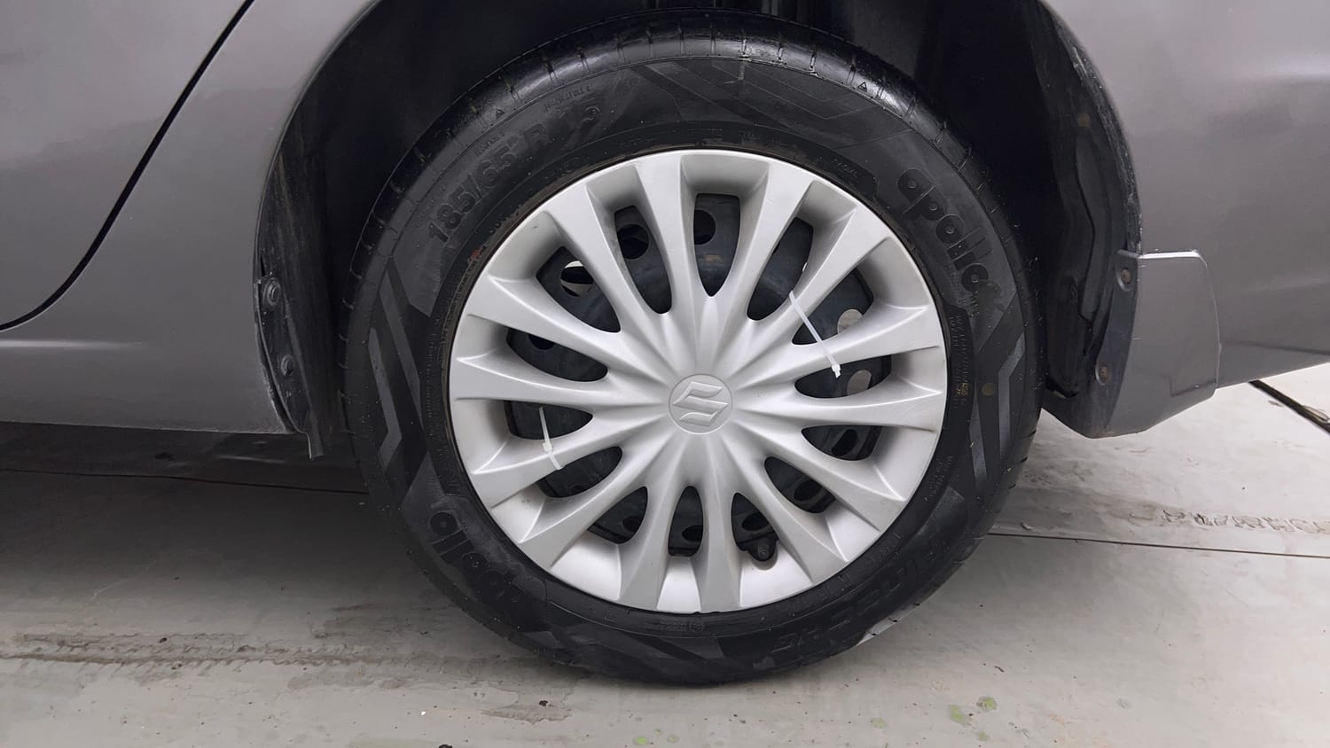 Used 2018 Maruti Suzuki Ciaz Sigma 1.4 MT Petrol Manual tyres LEFT REAR TYRE RIM VIEW