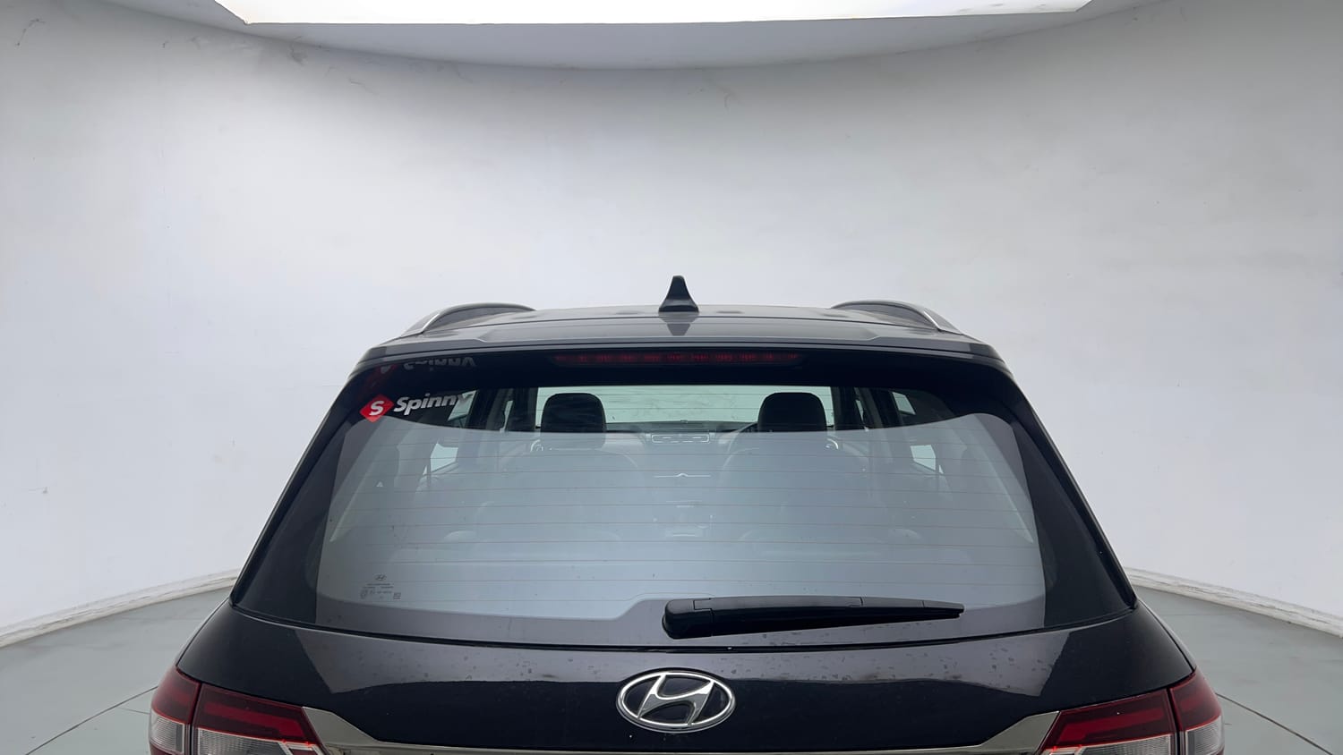 Used 2022 Hyundai Alcazar Signature (O) 6 STR 1.5 Diesel AT Diesel Automatic exterior BACK WINDSHIELD VIEW