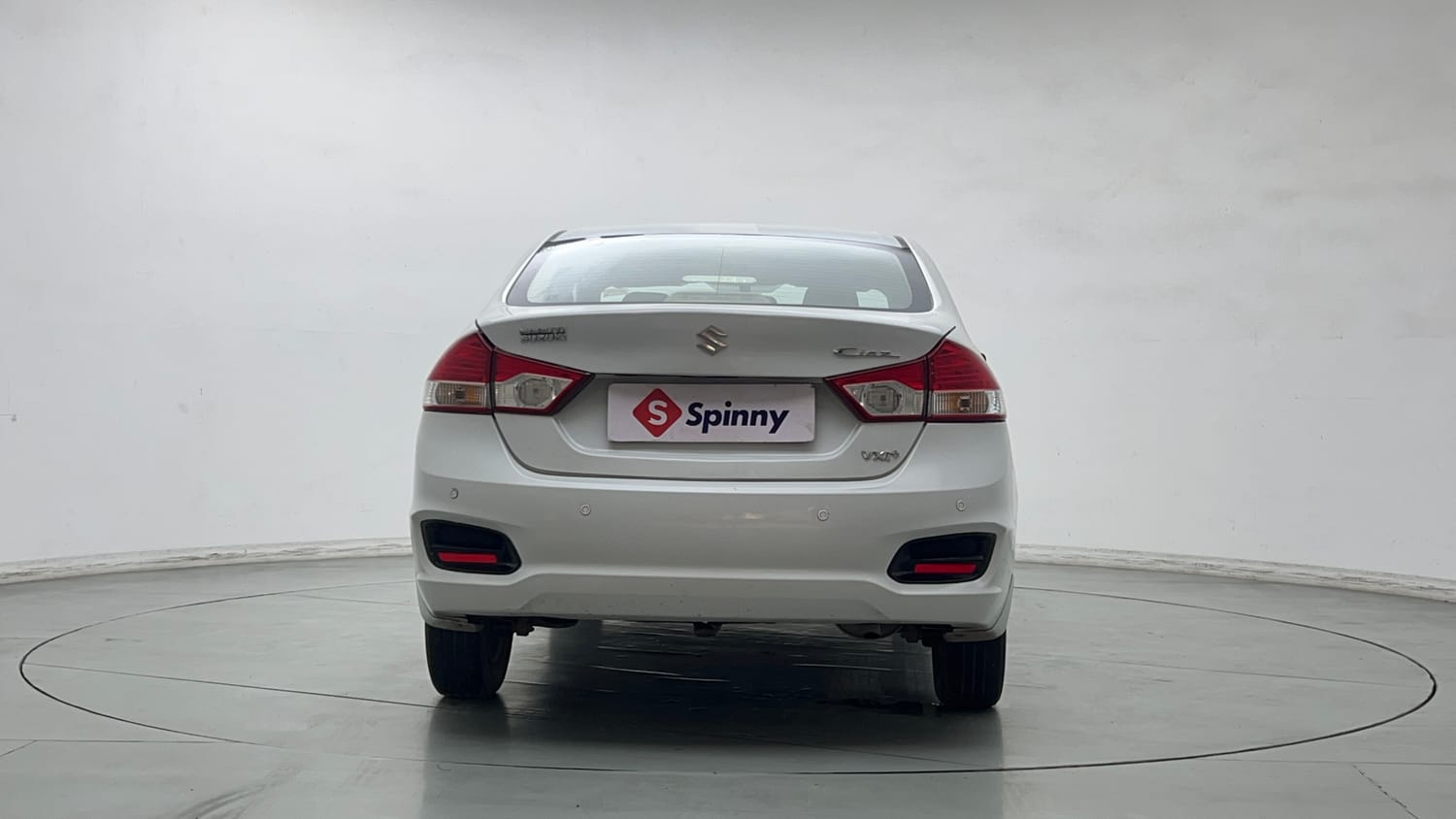 Used 2016 Maruti Suzuki Ciaz VXi+ AT Petrol Automatic exterior BACK VIEW