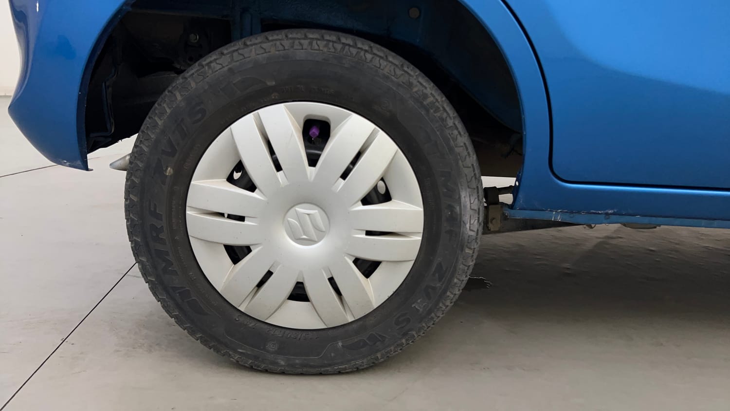 Used 2018 Maruti Suzuki Alto 800 VXi Petrol Manual tyres RIGHT REAR TYRE RIM VIEW