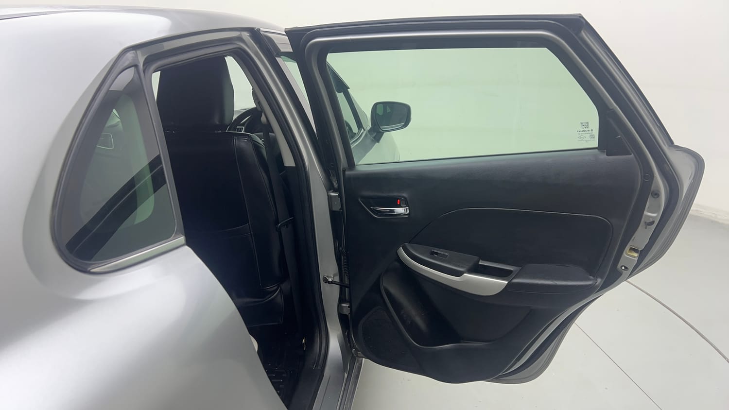 Used 2018 Maruti Suzuki Baleno Zeta 1.2 Petrol Manual interior RIGHT REAR DOOR OPEN VIEW