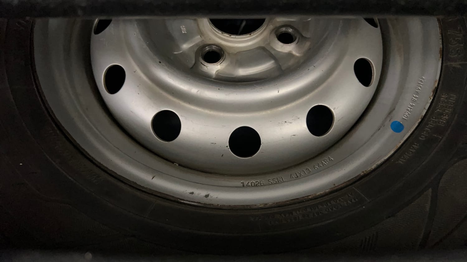 Used 2014 Maruti Suzuki Wagon R LXI CNG Cng Manual tyres SPARE TYRE VIEW