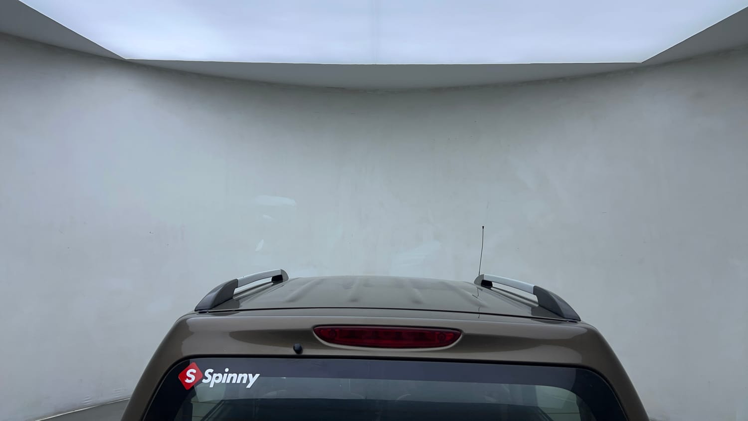 Used 2013 Maruti Suzuki Wagon R VXI Petrol Manual exterior EXTERIOR ROOF VIEW