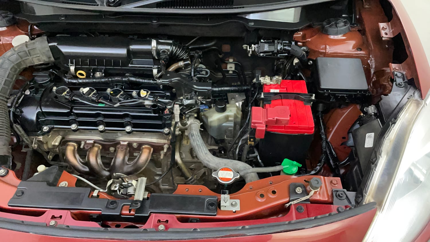 Used 2017 Maruti Suzuki Dzire VXi AMT Petrol Automatic engine ENGINE LEFT SIDE VIEW
