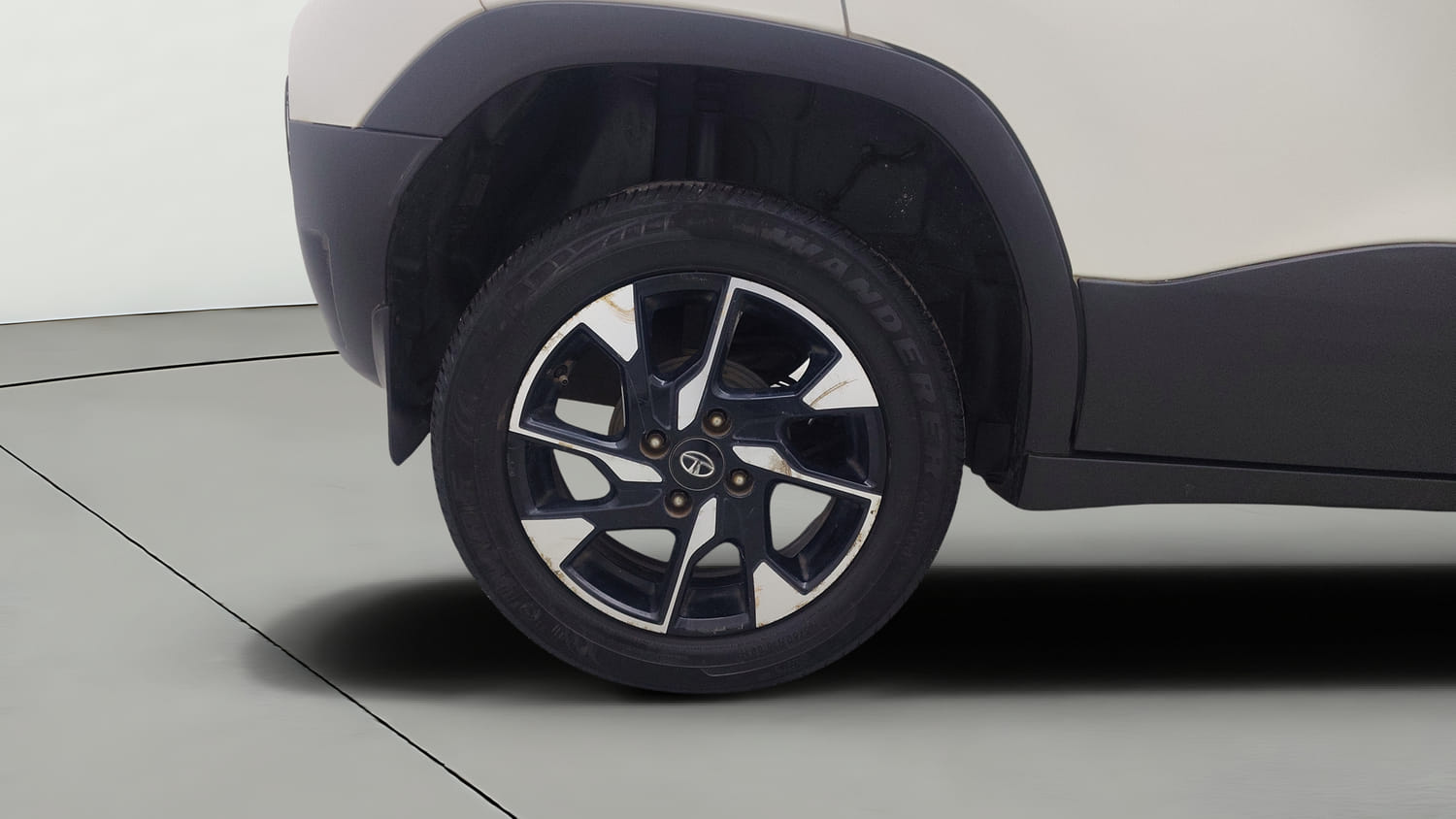 Used 2022 Tata Punch Creative Dual Tone Petrol Manual tyres RIGHT REAR TYRE RIM VIEW