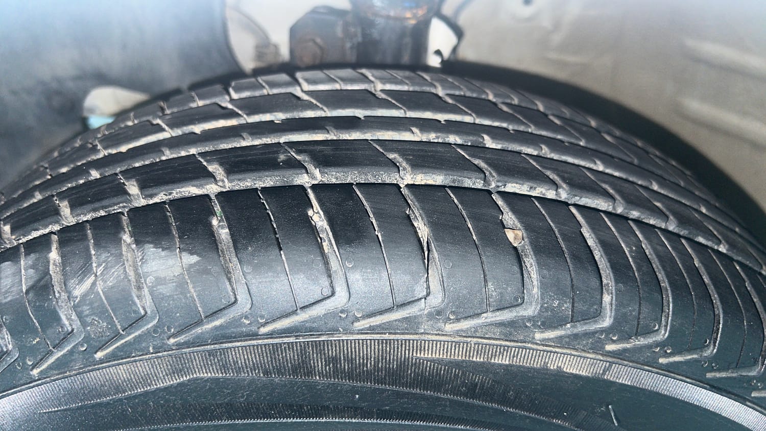 Used 2019 Maruti Suzuki Wagon R LXi 1.0 CNG Cng Manual tyres LEFT FRONT TYRE TREAD VIEW