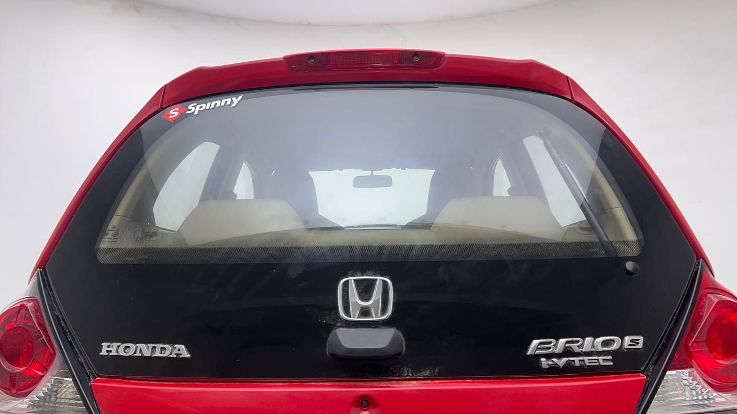 Used 2013 Honda Brio S MT Petrol Manual exterior BACK WINDSHIELD VIEW