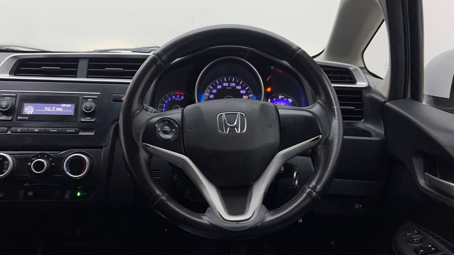 Used 2018 Honda WR-V S MT Petrol Petrol Manual interior STEERING VIEW