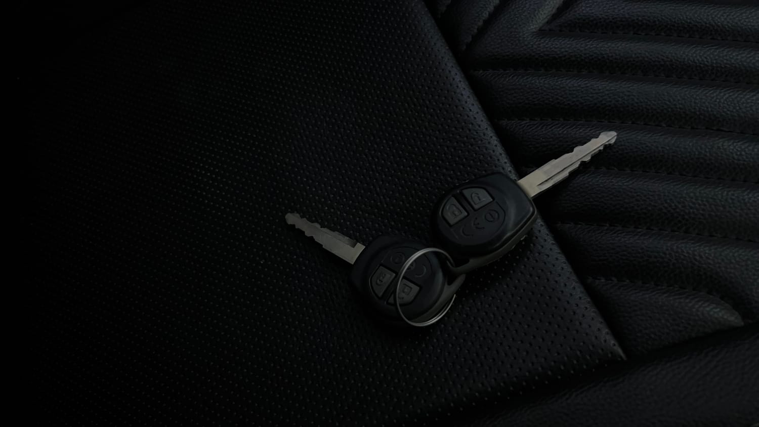 Used 2023 Maruti Suzuki Wagon R ZXI Plus 1.2 Dual Tone Petrol Manual extra CAR KEY VIEW