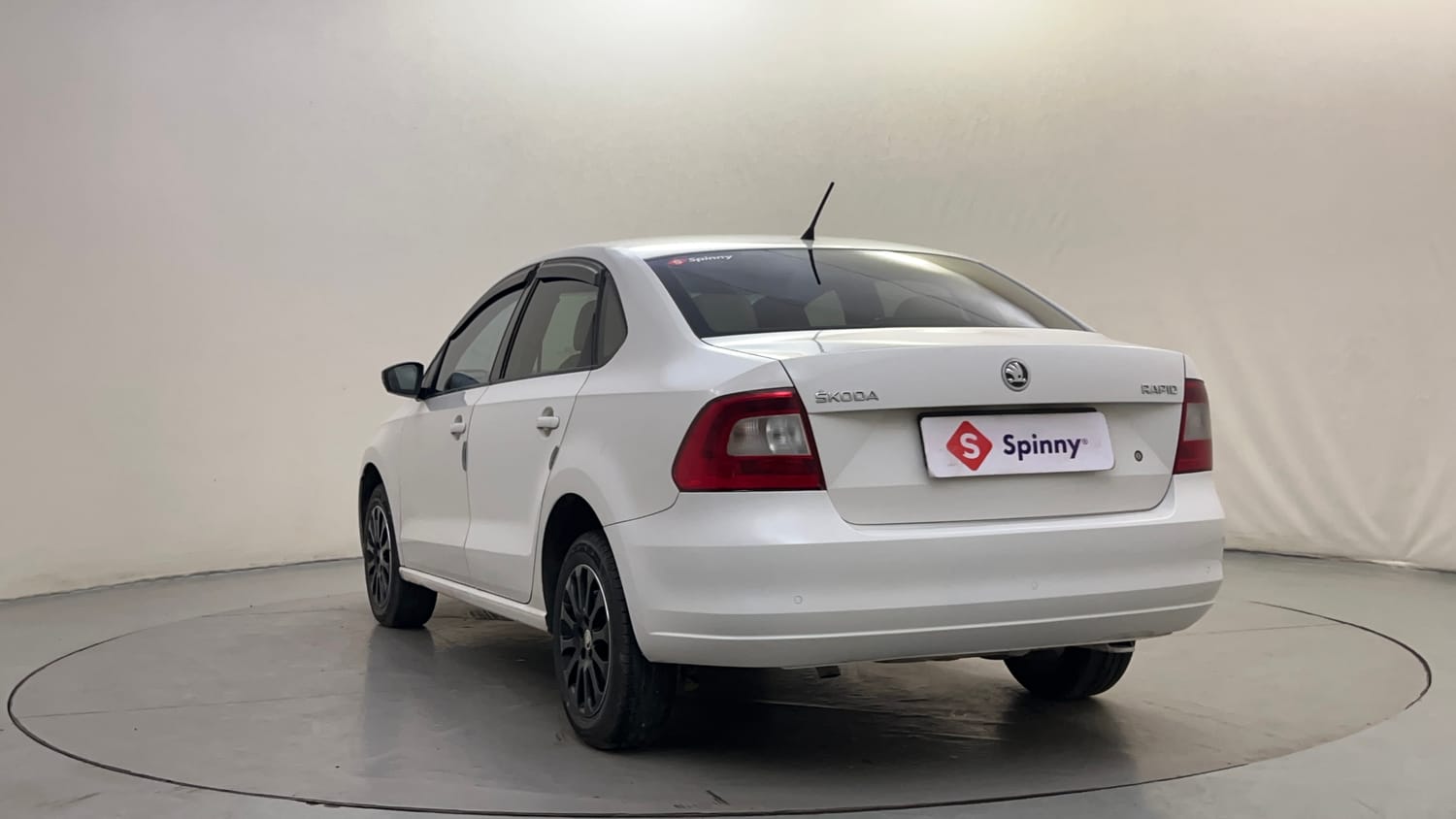 Used 2016 Skoda Rapid 1.5 TDI CR Style Plus AT Diesel Automatic exterior LEFT REAR CORNER VIEW