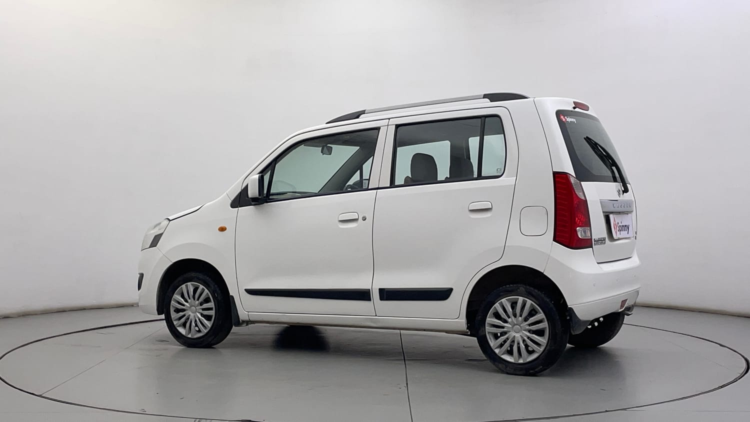 Used 2016 Maruti Suzuki Wagon R 1.0 VXI AMT Petrol Automatic exterior LEFT REAR CORNER VIEW