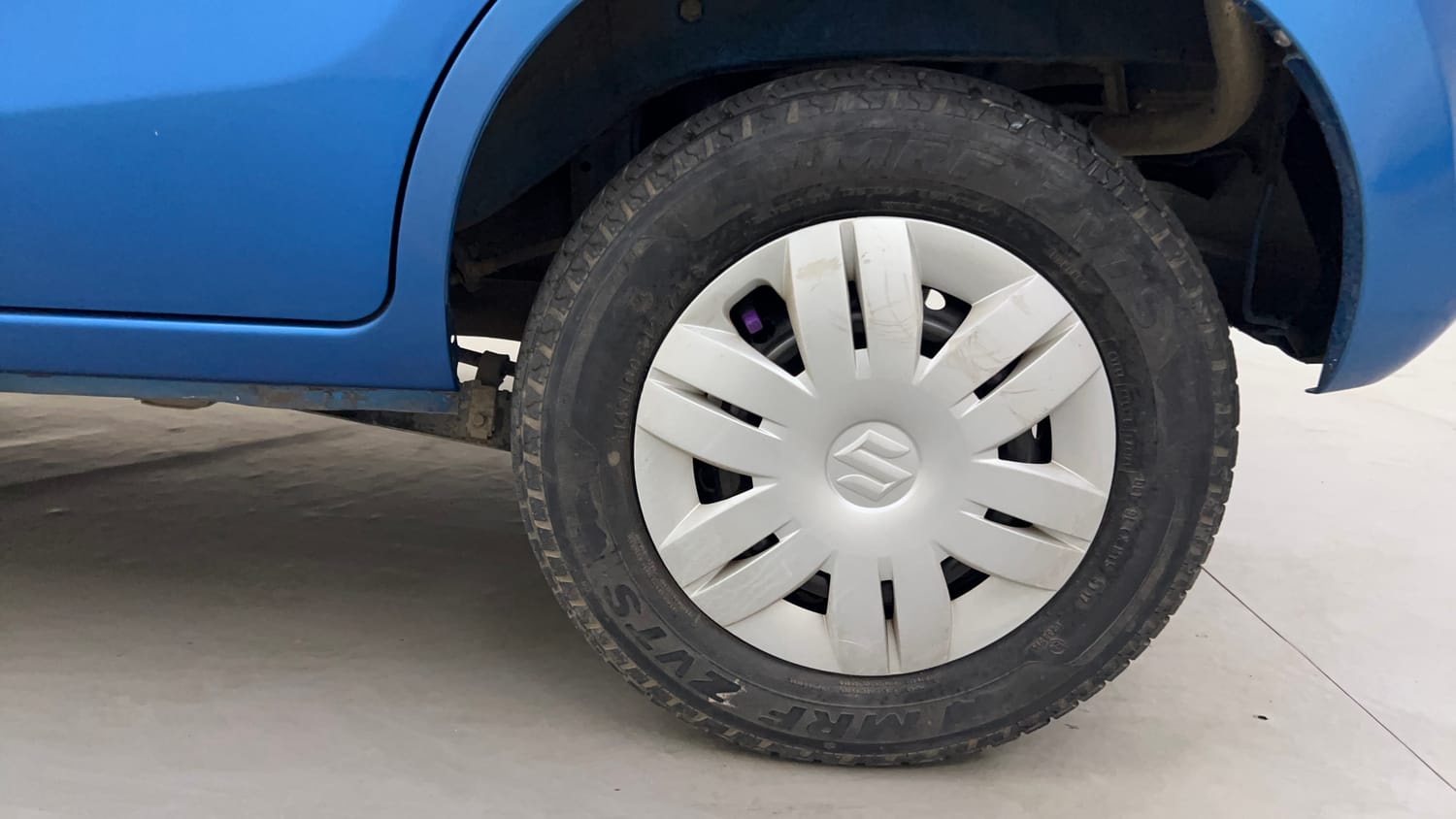 Used 2018 Maruti Suzuki Alto 800 VXi Petrol Manual tyres LEFT REAR TYRE RIM VIEW