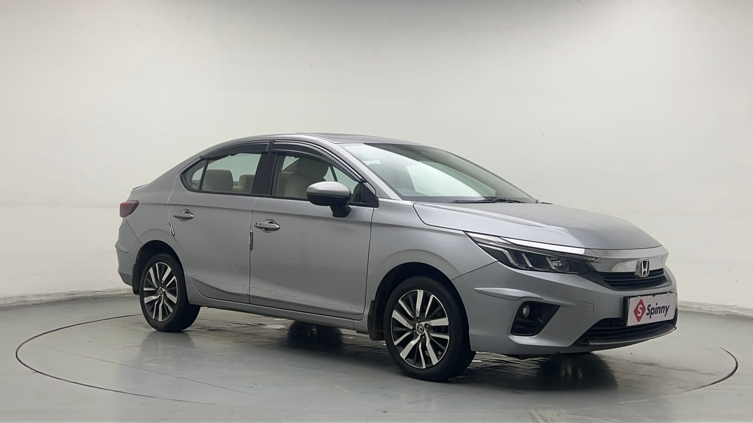 Used 2022 Honda City VX CVT Petrol Petrol Automatic exterior RIGHT FRONT CORNER VIEW