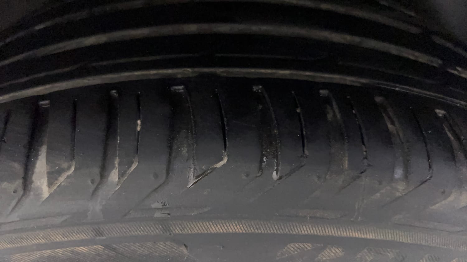 Used 2020 Jeep Compass Limited Plus Petrol AT Petrol Automatic tyres LEFT REAR TYRE TREAD VIEW